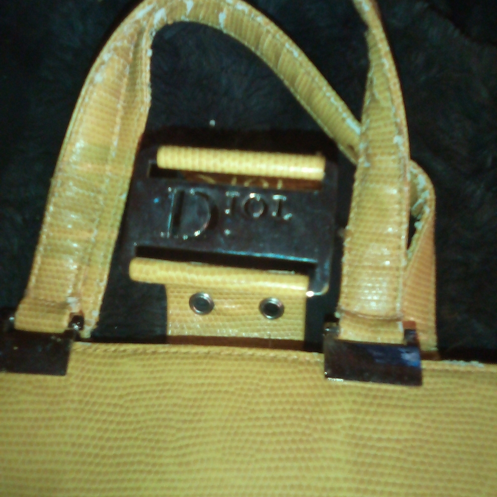 Dior Yellow Handbag - Picture 3 of 7